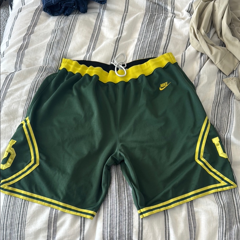 Nike Vintage University of Oregon Basketball Shorts